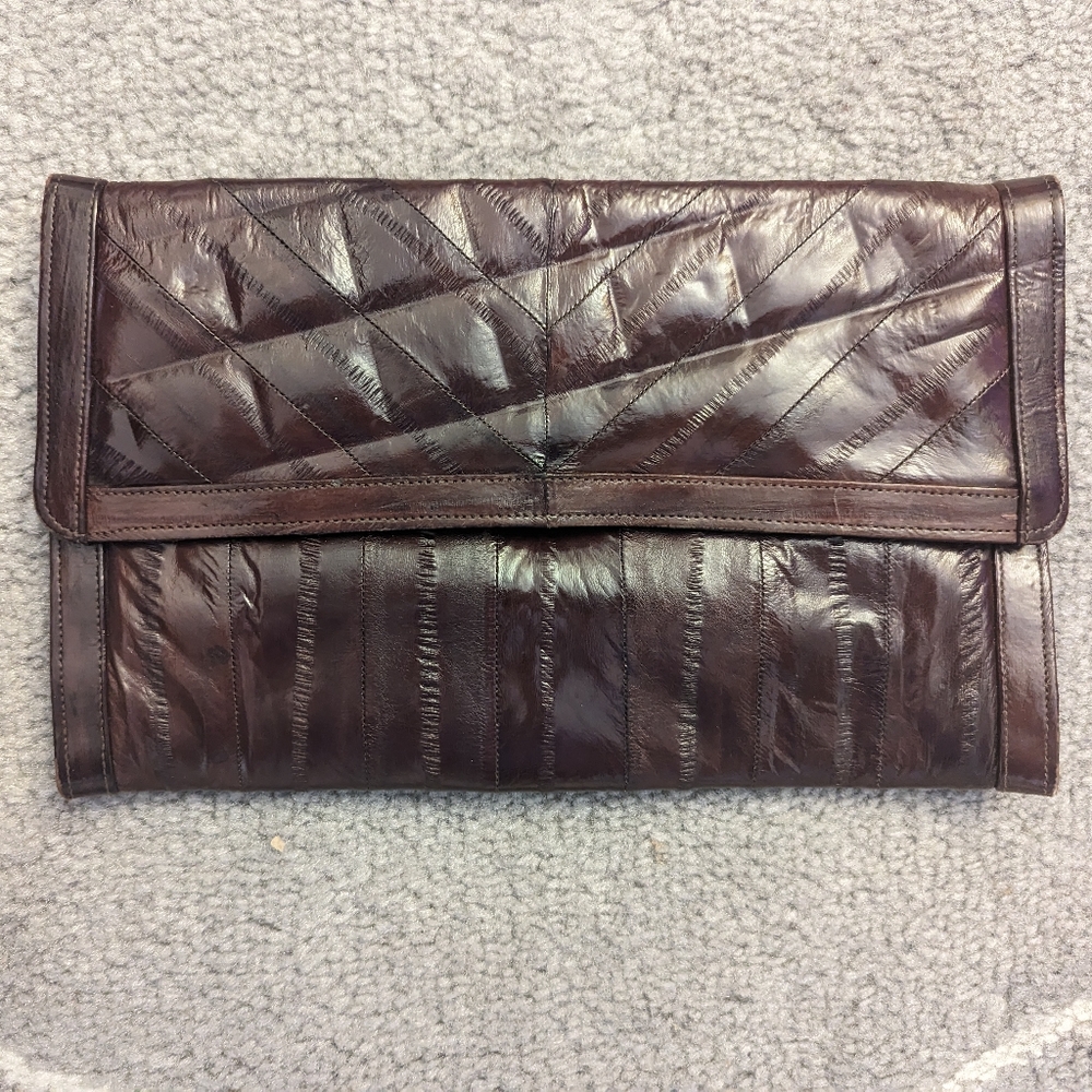 Royal Hock Eel Skin Brown Clutch